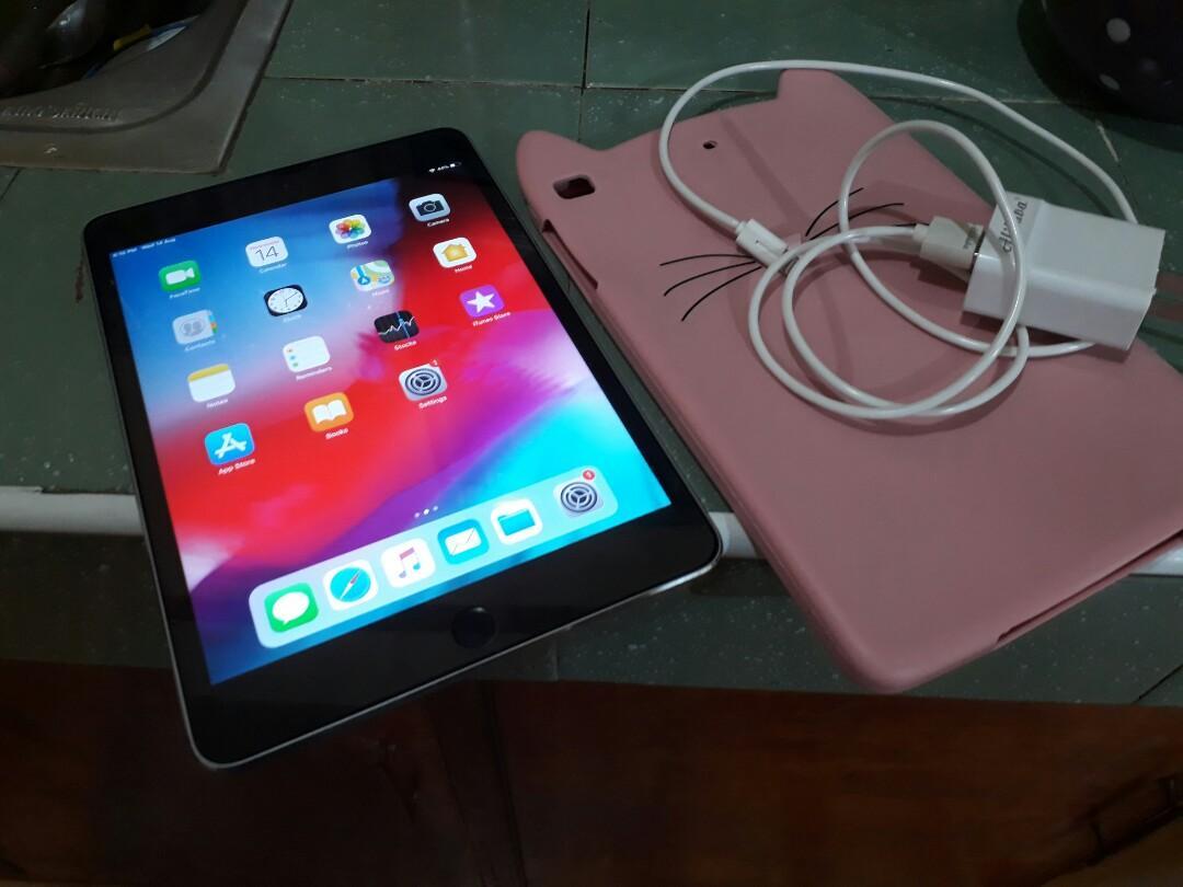 iPad mini 4 wifi 128gb photo