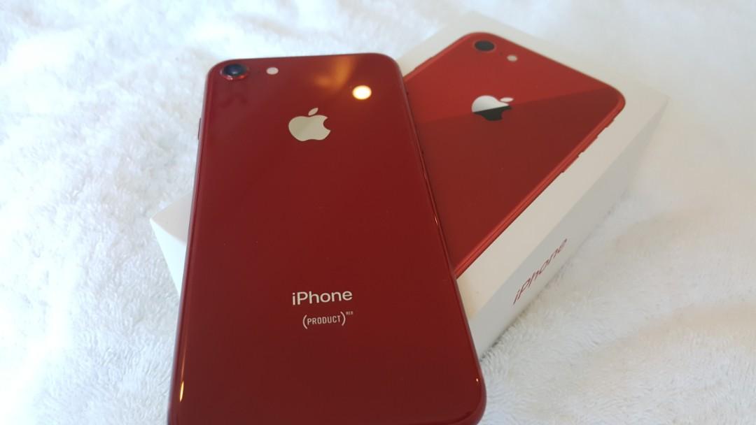 Iphone XR Red photo